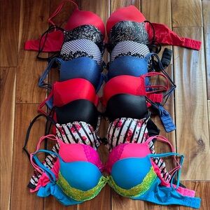 Victoria’s Secret Very Sexy Push-Up Bras (9)